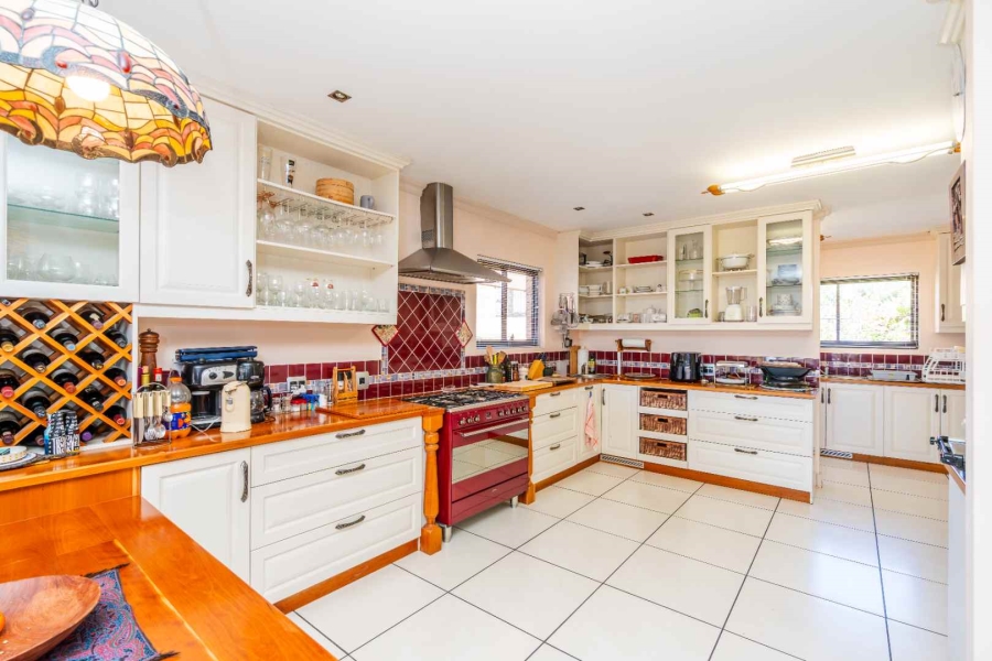 4 Bedroom Property for Sale in Myburgh Park Fase 2 Western Cape